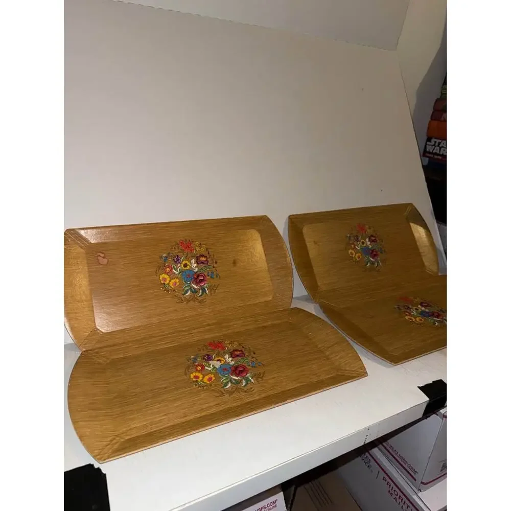 c1940s-1950s 4 HASKO TRAYS COLORFUL FLORAL BOUQUET (4 WITH FLAW SEE PICS)